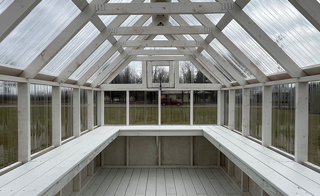 SalesLot_Greenhouse_BarnWhite_7_Interior Greenhouse white interior